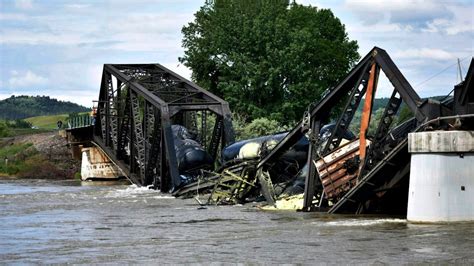 railroad bridge collapse montana